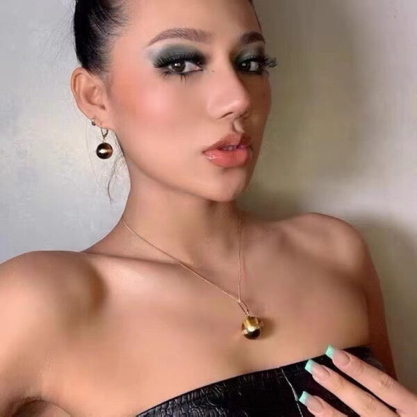 Collier Céline en Œil de Tigre – Bijou d’Art Exceptionnel