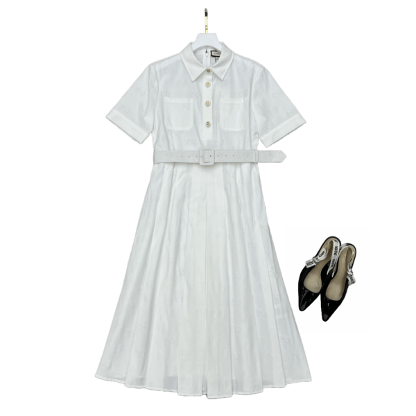 Gucci Vêtements pour Femmes Printemps-Été 2023 – Nouvelle Robe à Col Rabattu