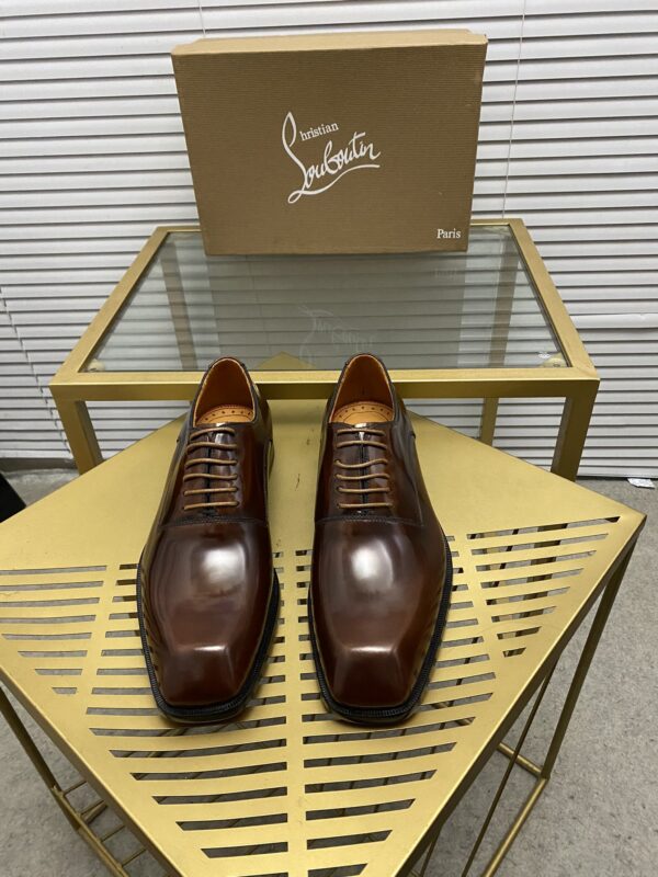 Chaussures Oxford pour hommes de Christian Louboutin – Chaussures en cuir formelles pour affaires