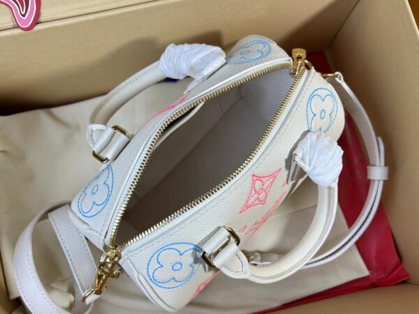 Sac à Main Haut de Gamme M46667 en Couleur Beige, Série Speedy Bandoulière 20, Cuir Complet et Design Oreiller