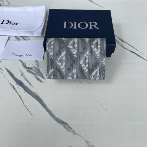 Porte-Cartes Dior – Élégance Fonctionnelle 🇮🇹