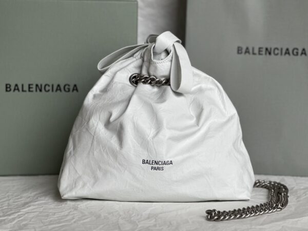 Le Nouveau Sac Tendance de Balenciaga: PUFFER SMALL BAG