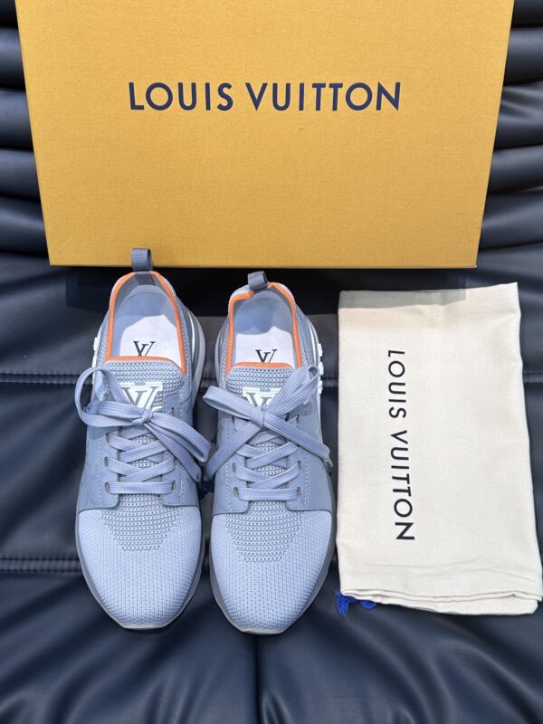L.V RUN AWAY Chaussures de Sport