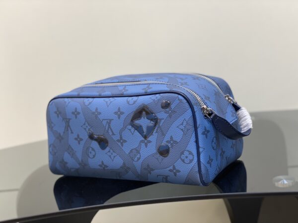 Trousse de Toilette Haut de Gamme M82337, Série Goutte d’eau, Couleur Bleue – Dopp Kit