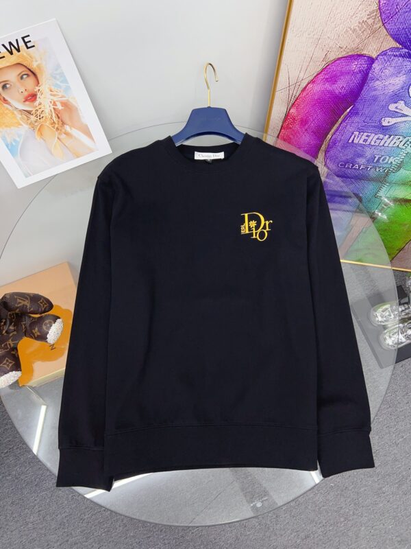 Dior Automne-Hiver: Le Sweatshirt à Col Rond avec Logo Classique Brodé