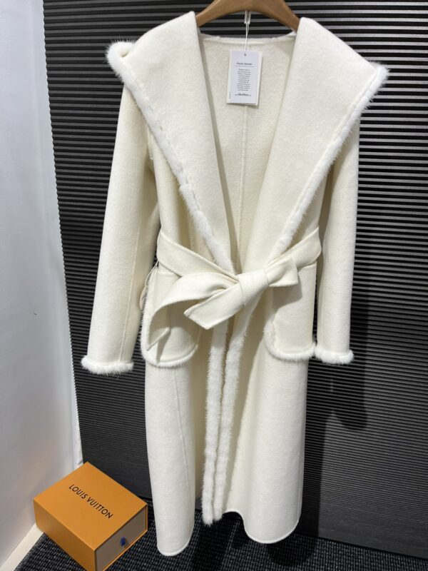 Max Home Automne/Hiver 2023 Nouveau Manteau Cachemire 100% cachemire avec Manteau Chapeau Personnalisé