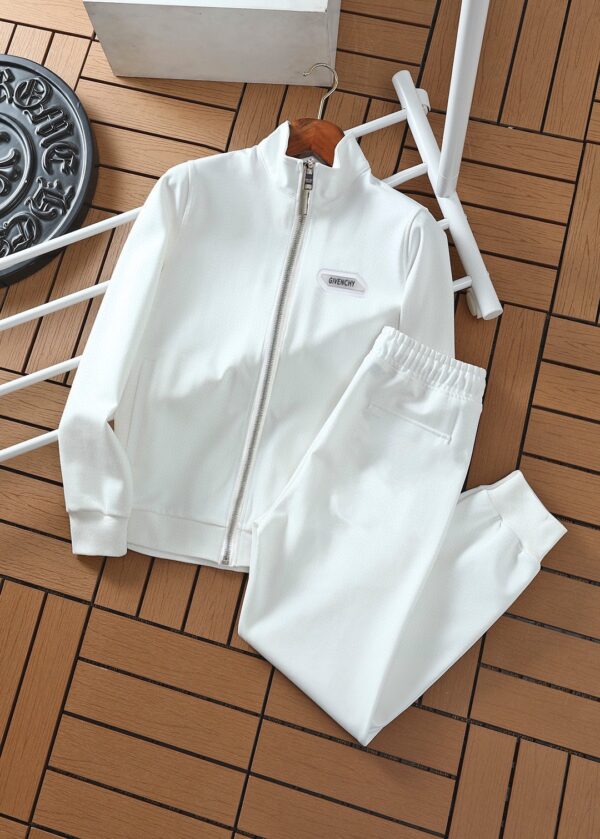 Ensemble Givenchy 2023 Haut de Gamme