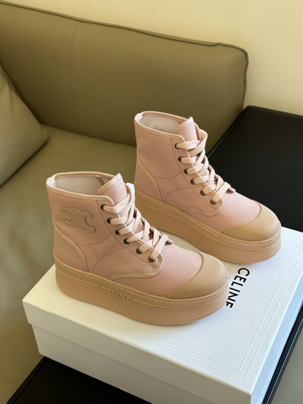 Nouvelle arrivée Celine SS23 – Chaussures en toile à semelle épaisse modèle 23