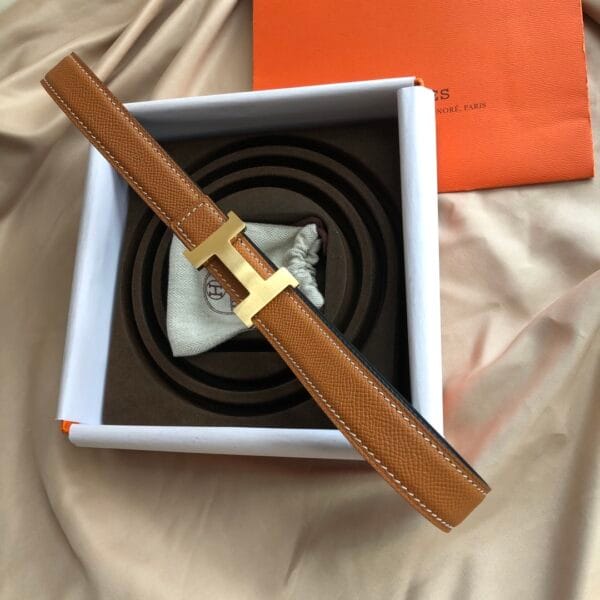 Élégance et Style avec la Ceinture Hermès pour Femme