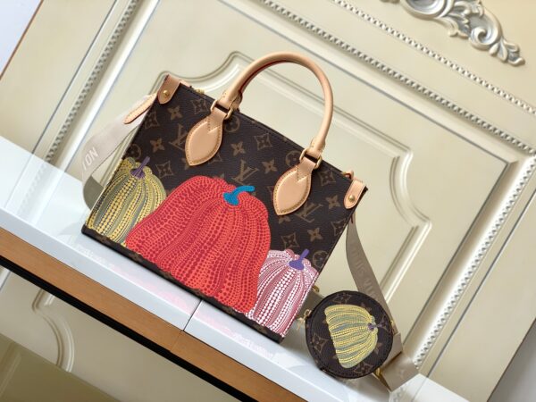 Yayoi Kusama: Un Hommage Artistique en Monogram