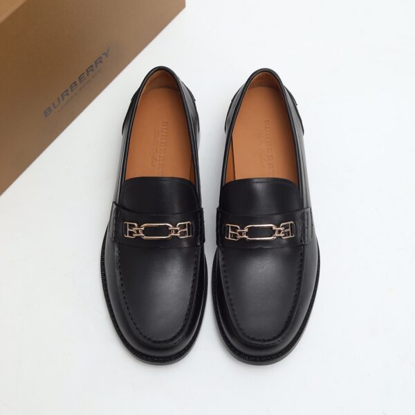 Chaussures Homme de Luxe Burberry – Élégance Exceptionnelle et Artisanat de Prestige