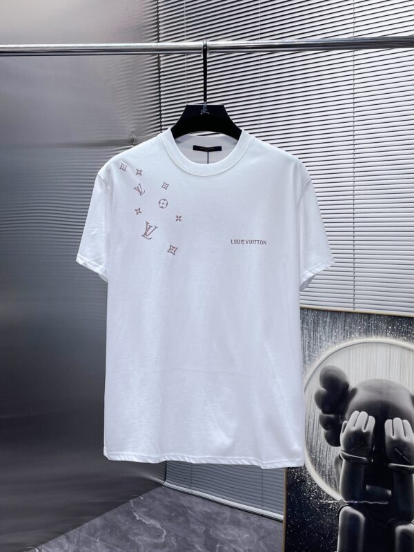 T-shirt Louis Vuitton LV 2024: Élégance Décontractée en Haut de Gamme