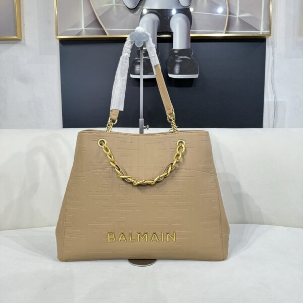 Élégance Portable: Sac de Magasinage Balmain Polyvalent