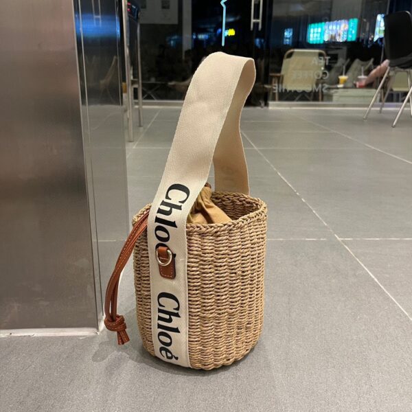 Chloe 2023: La Collaboration Ensoleillée avec Mifuko Dévoile les Nouveaux Paniers Tressés
