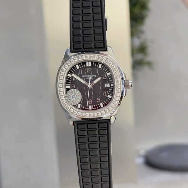 Patek Philippe 5067A – L’Élégance Intemporelle Incarnée