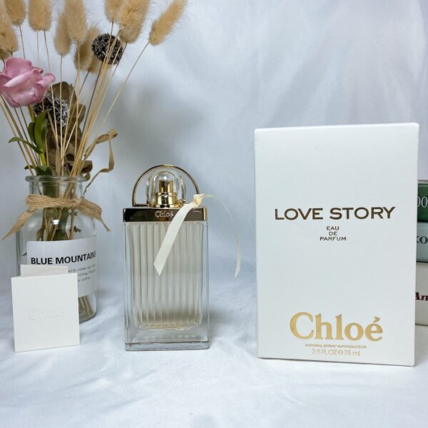 Chloé Love Story: Élixir Romantique en Eau de Parfum 625ml avec le Ruban Jaune