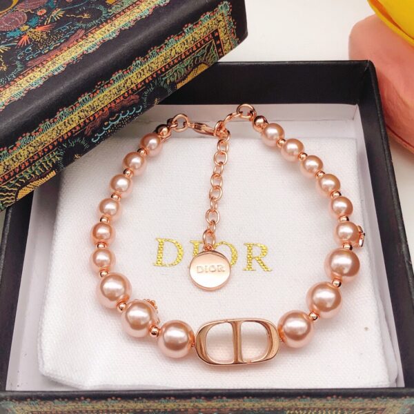 Bracelet de Perles Dior DSL0097 – Élégance en Rose Doré