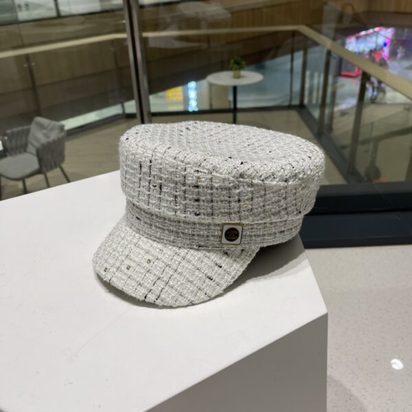 CHANEL: Béret Marin Plat et Rétro pour Femmes