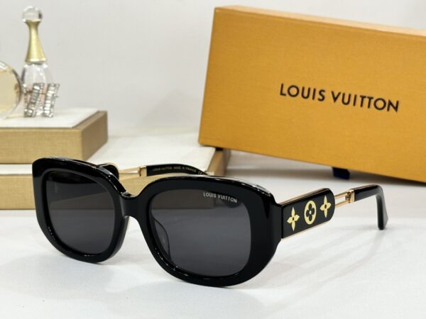 Lunettes de soleil Louis Vuitton Édition Tortoise shell avec Détail Doré
