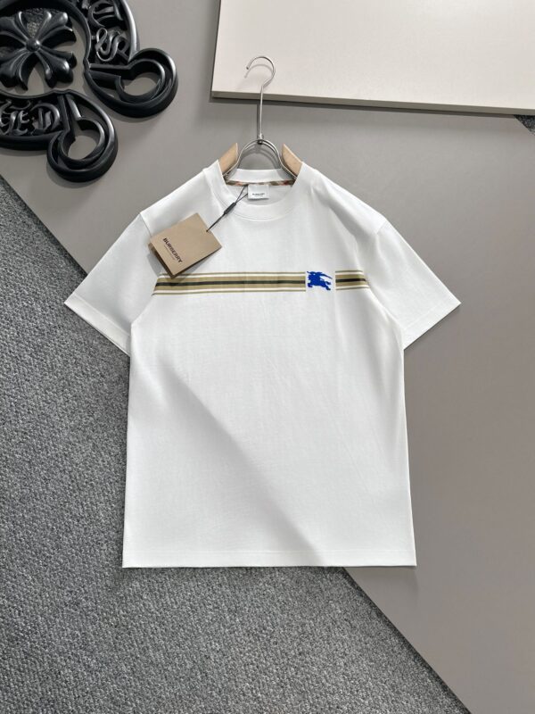 Nouveauté 2024: T-shirt à Manches Courtes en Coton de Burberry