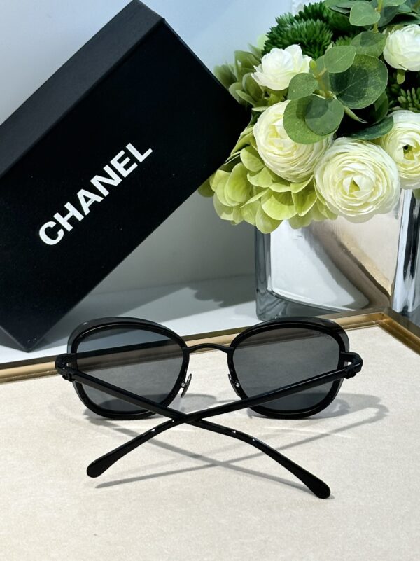Lunettes de soleil Chanel Pantos