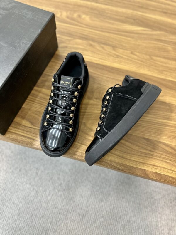 Balmain: Loafer masculin luxueux – Cuir italien, confort inégalé