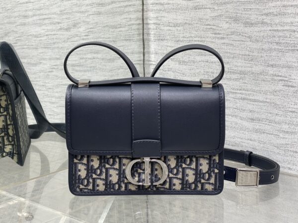 Dior Montaigne 30 East West – Chic Intemporel