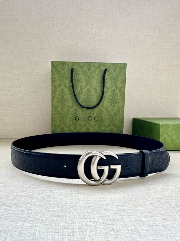 Gucci: Élégance intemporelle revisitée