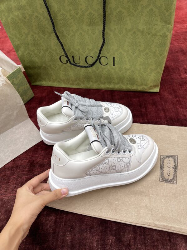 Gucci Screener “White Crystal” – Sneakers plateforme au style vintage revisité