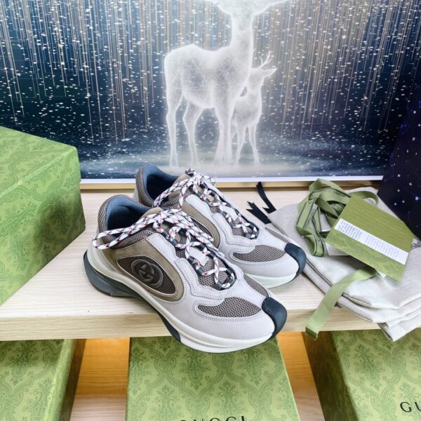 Gucci Run 23SS – Sneakers chunky iconiques en édition couple
