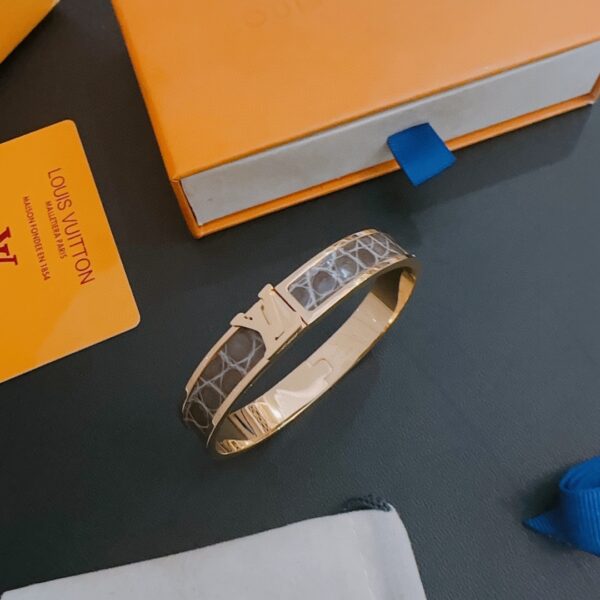Bracelet Louis Vuitton en cuir de crocodile