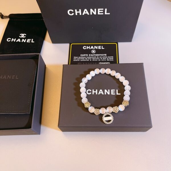 Bracelet CHANEL – Nouvelle Collection Star, Style Iconique