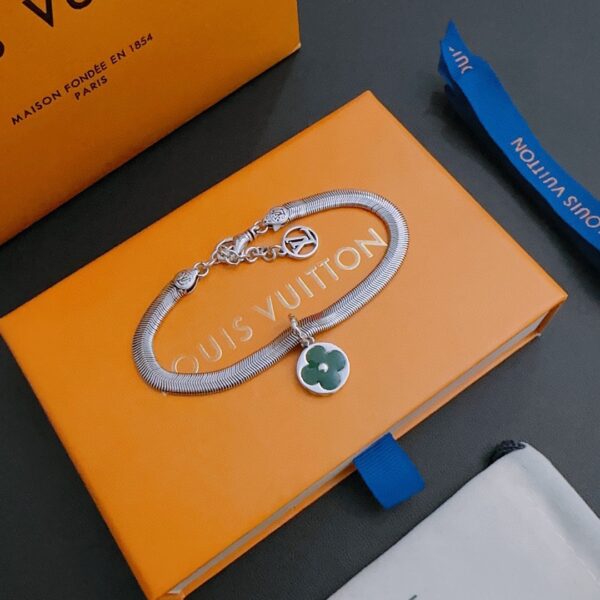 Haute Joaillerie Urbaine – LV Vintage