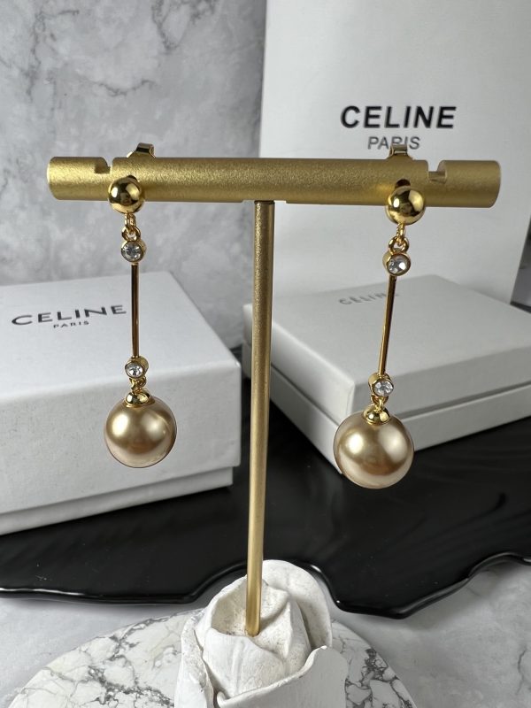 Boucles d’oreilles Céline – Élégance Discrète