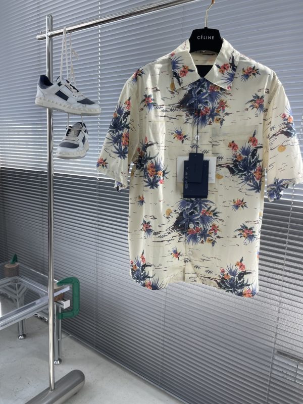 Chemise Oversize Prada – Esprit Rétro Estival