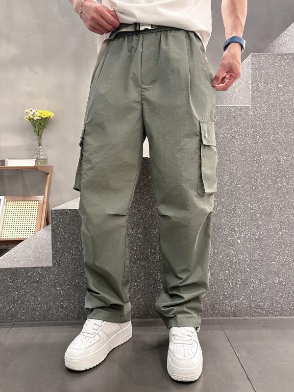 Cargo Vert Militaire Prada – Discrétion Armée, Élégance Assurée