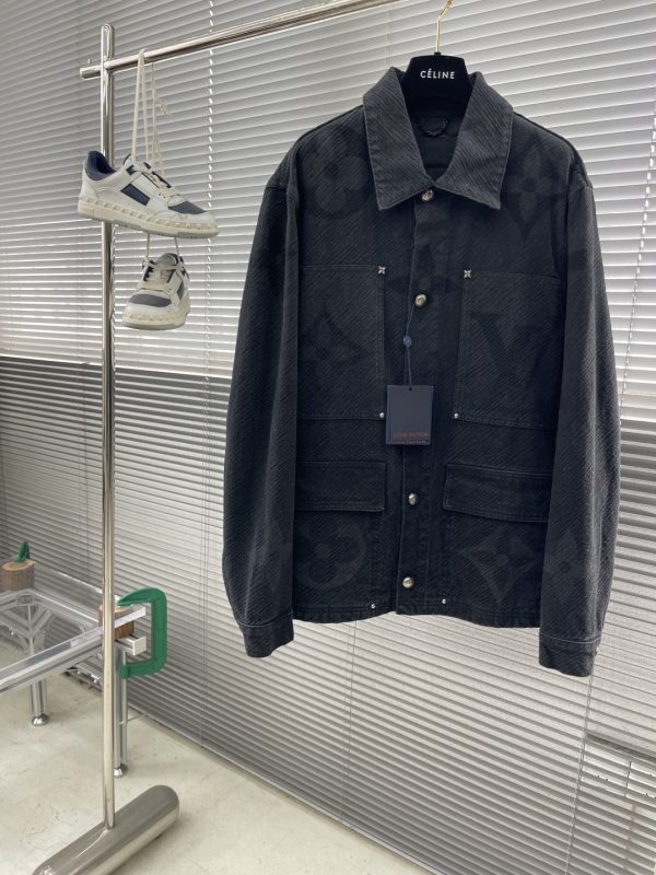 Veste Denim LV Gravure Laser – Art Haute Couture en Jean