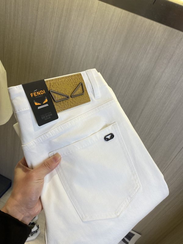 Denim d’Excellence – Fendi 2025