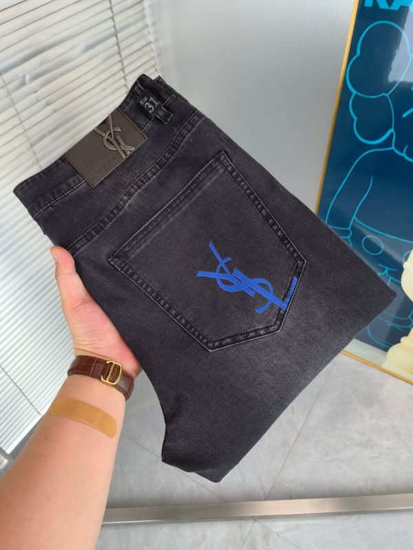 Jean YSL 5013 – Élégance Italienne