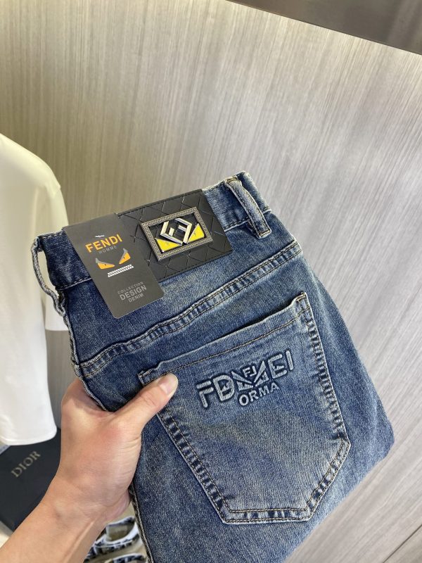 Jean Signature – Fendi 2025