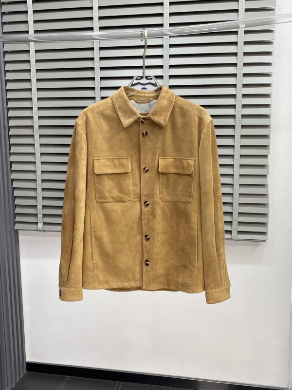 Loro Piana – L’Élégance du Cuir Haut de Gamme