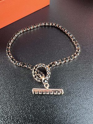 Hermès H – Sobriété Luxueuse