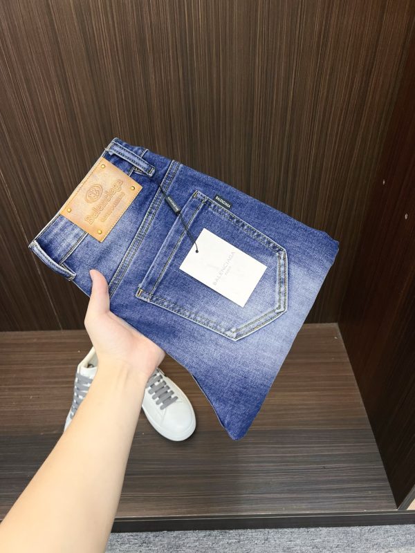 Jean Balenciaga 2025 – Édition Signature