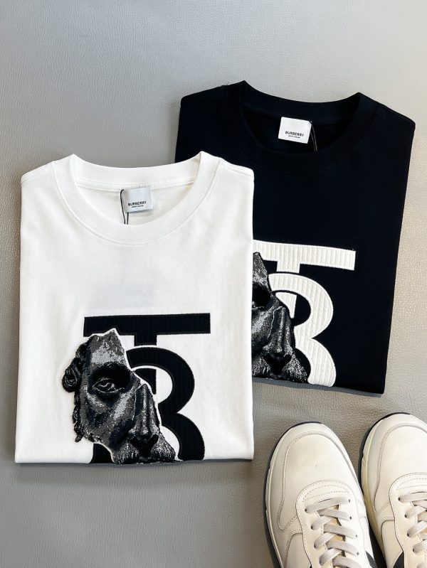 T-shirt Burberry 2025 – Portrait Distinctif