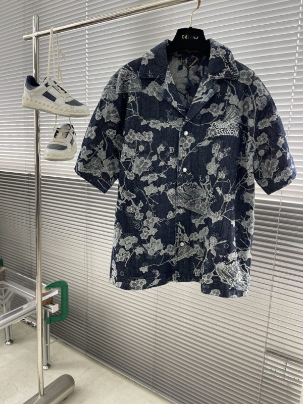 Chemise Louis Vuitton “Waves” – L’Art du Denim Estival