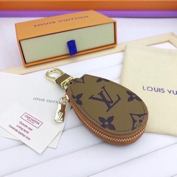 Compact, Stylé, Incontournable: Le Clé-Case Monogram Louis Vuitton