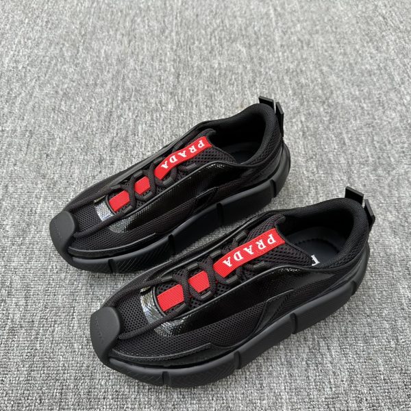 Prada – Sneakers Homme Épaisses en Cuir et Mesh, Modèle Défilé Exclusif