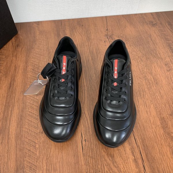 Baskets Prada Homme en Cuir Napa – Élégance Sportive et Confort Rehaussé