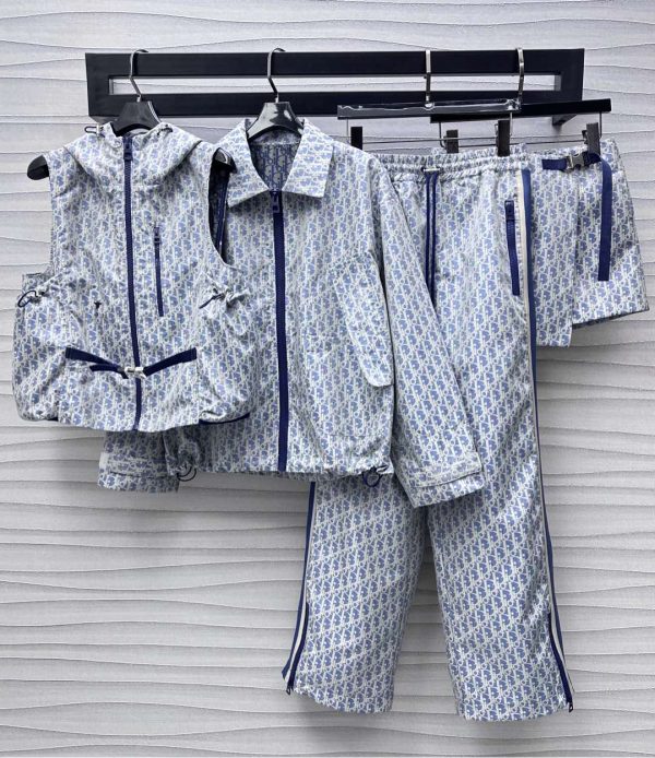 Veste zippée jacquard DIOR 2025 – Tissu technique importé et finitions emblématiques