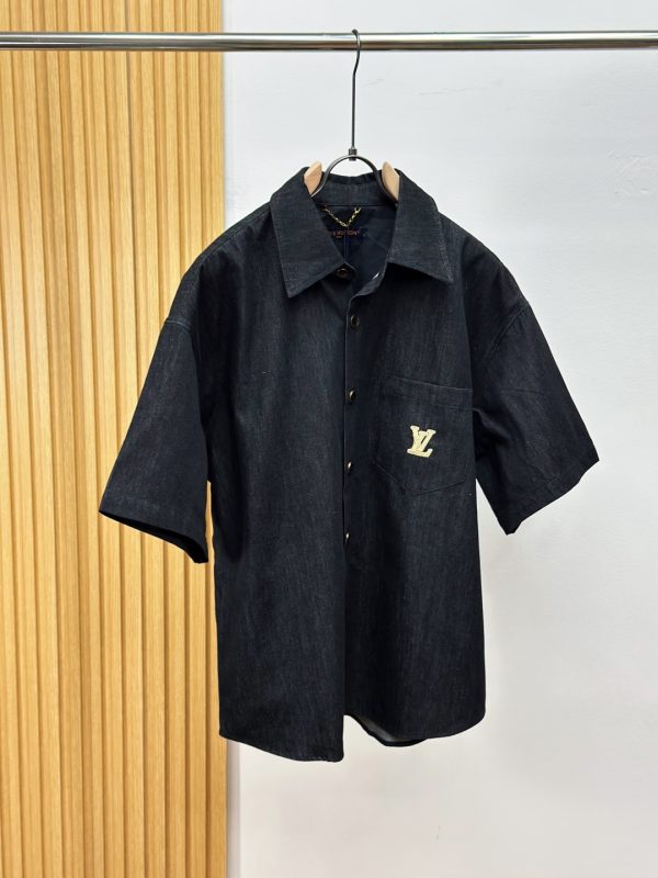 Ensemble LV Noir Été 2025 – Élégance Décontractée